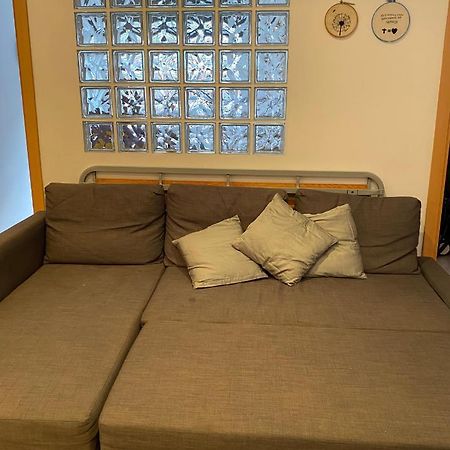 Cozy Apartment At A Great Location! Л'Успіталет-да-Любрагат Екстер'єр фото